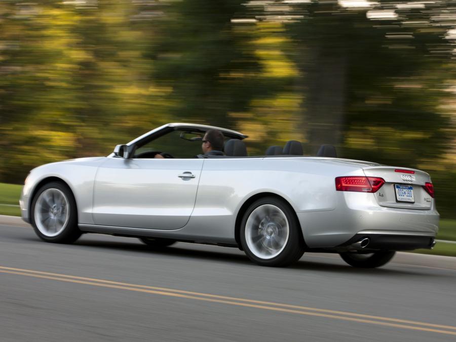  Audi A5 Cabriolet 2.0T 2012 года  (NA) (фото 2 из 7)